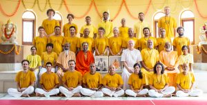 Yoga Teacher Trainees in Tapovan Kuti Uttarkashi September 2016 ©robert moses
