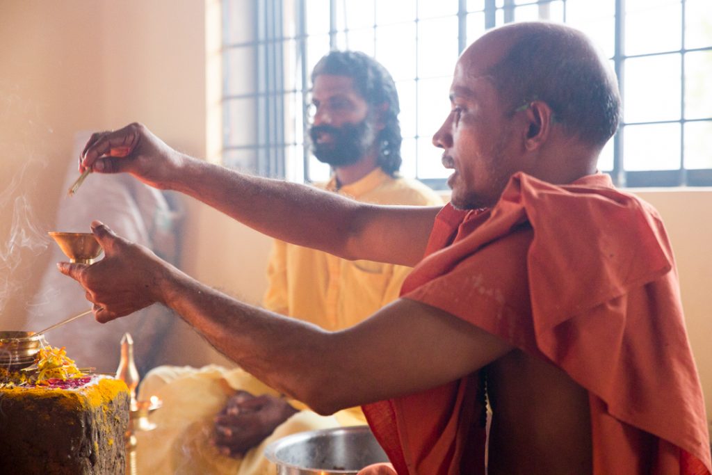 Swami Nivedanananda invokes Ganesha at the start of the Hatha Yoga Intensive. ©robertmoses